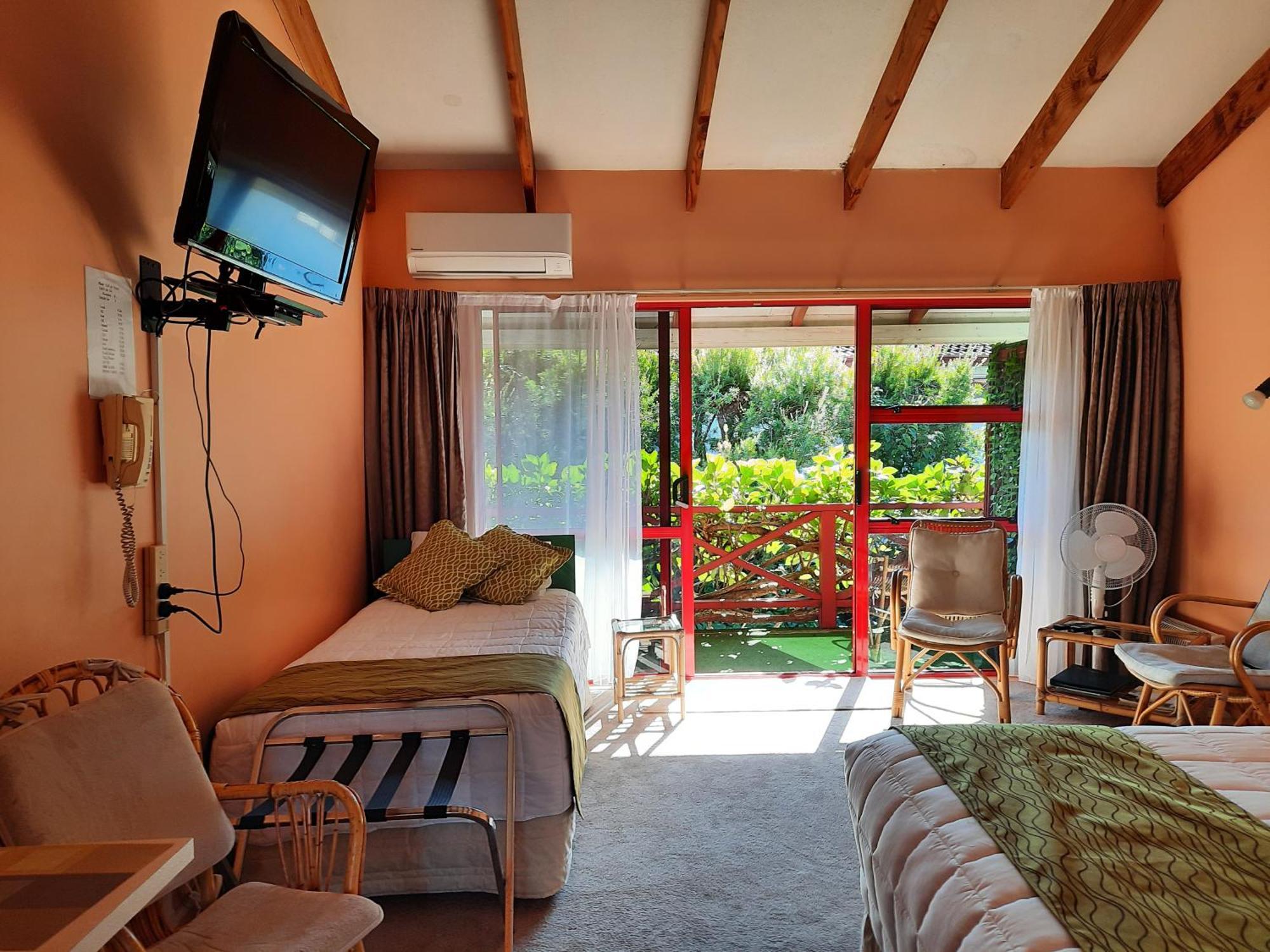 Alfa Boutique Motel Paihia Bagian luar foto
