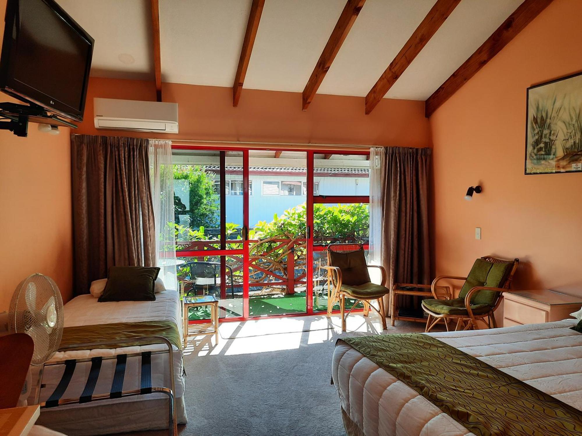 Alfa Boutique Motel Paihia Bagian luar foto
