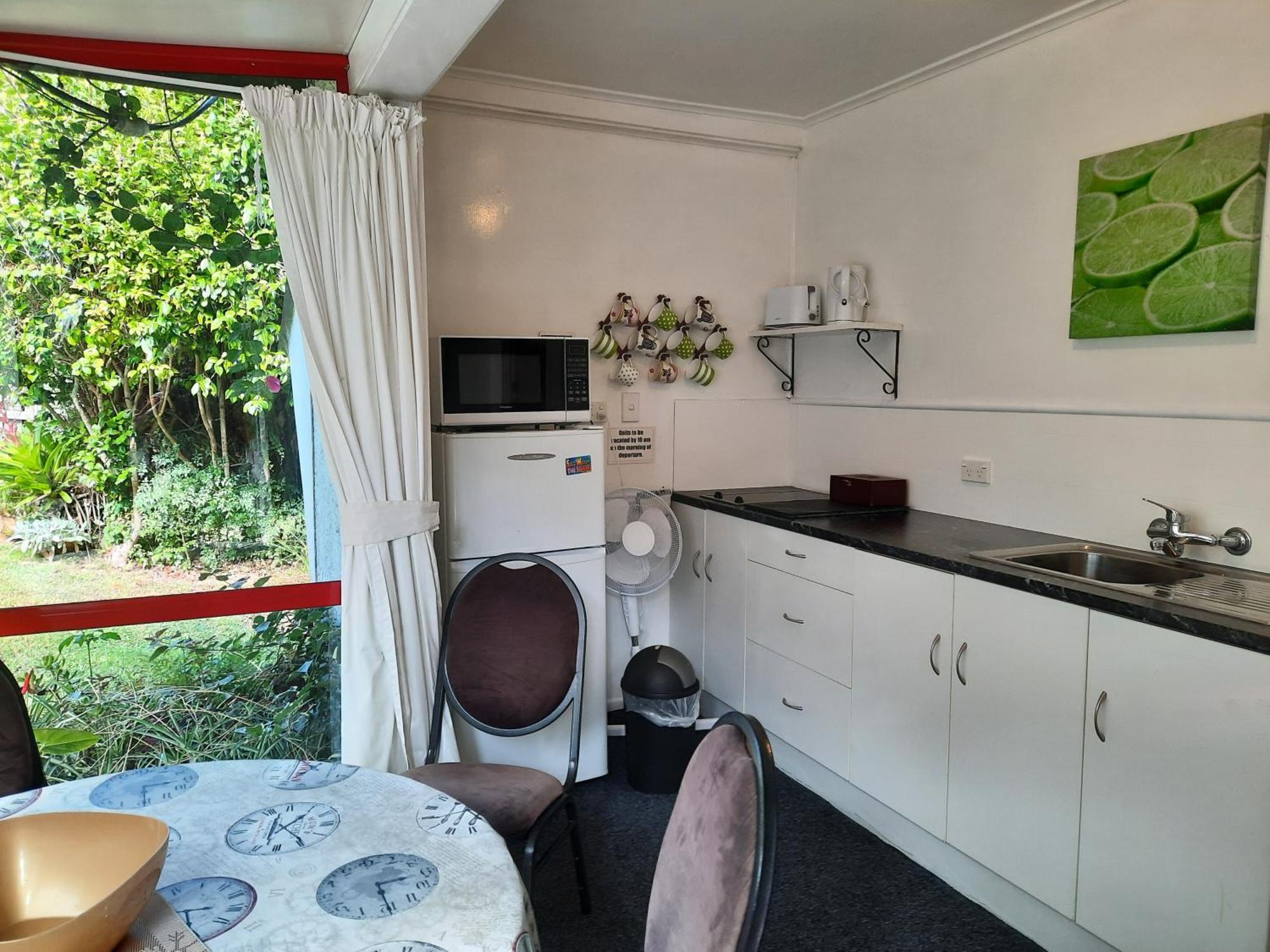 Alfa Boutique Motel Paihia Bagian luar foto