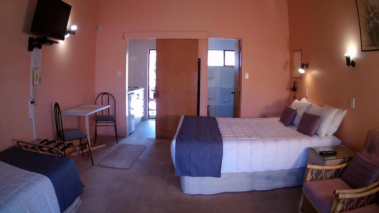 Alfa Boutique Motel Paihia Bagian luar foto
